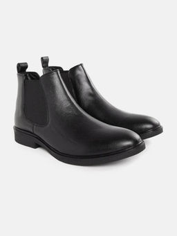 Carlton London - Solid Black Chelsea Boots